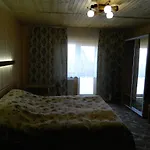 у павла Hotel Yablunytsya
